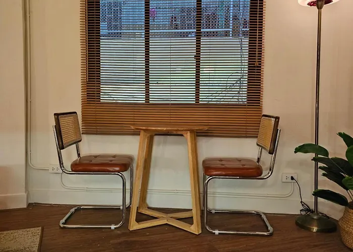 Yaowarat Apartment